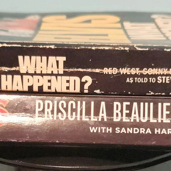 2 books: ELVIS What Happened? and Elvis & Me - Picture 6 of 11